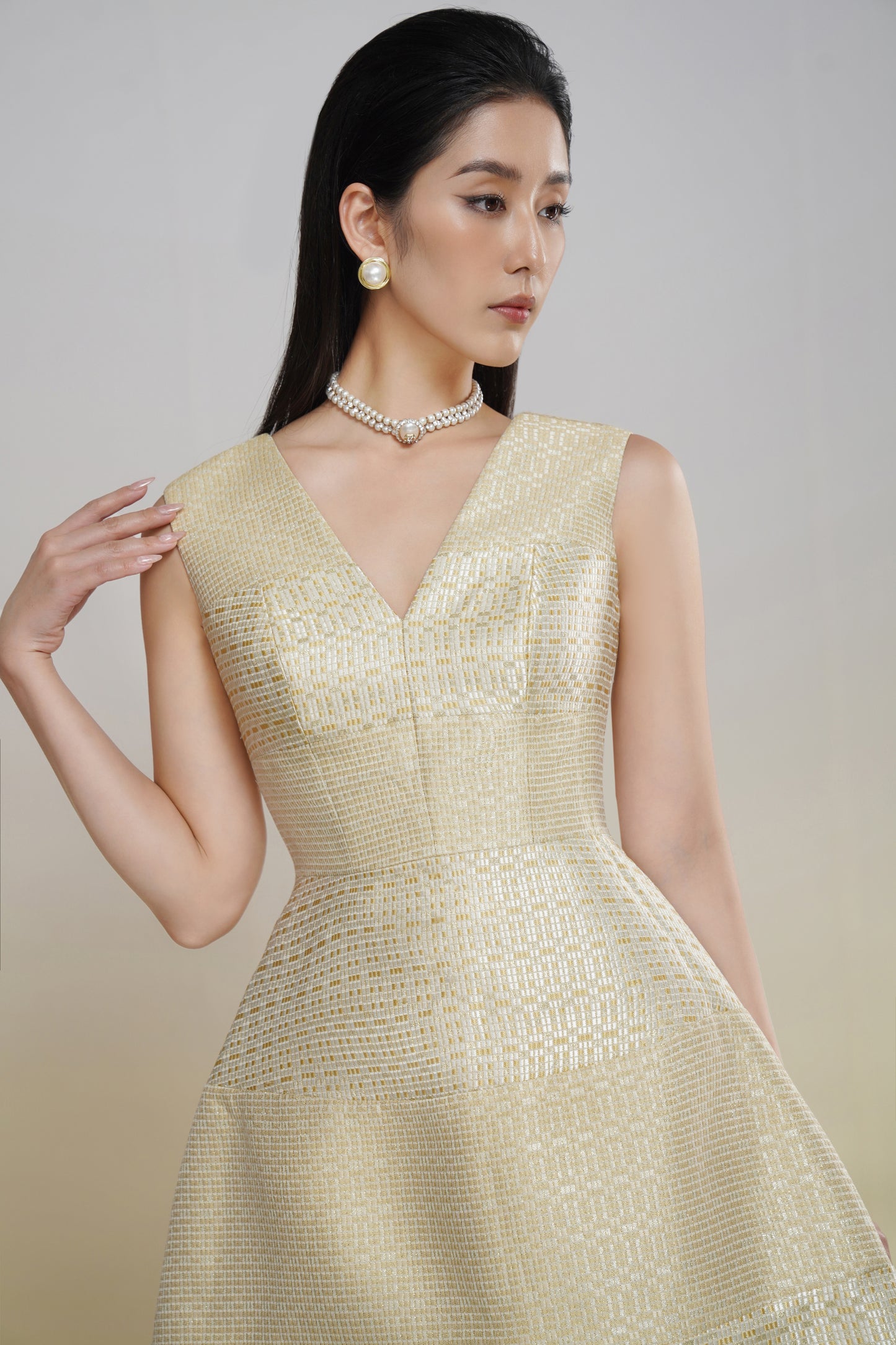 Gold Sleeveless A-Line Cocktail Dress with V-Neck