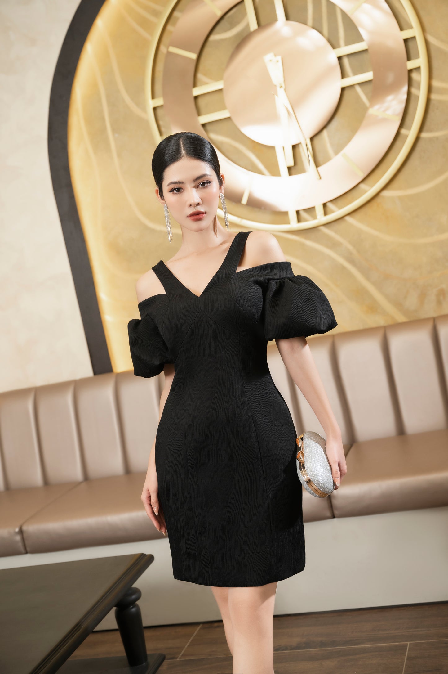 Black Off-Shoulder Bodycon Dress with Puffy Sleeves