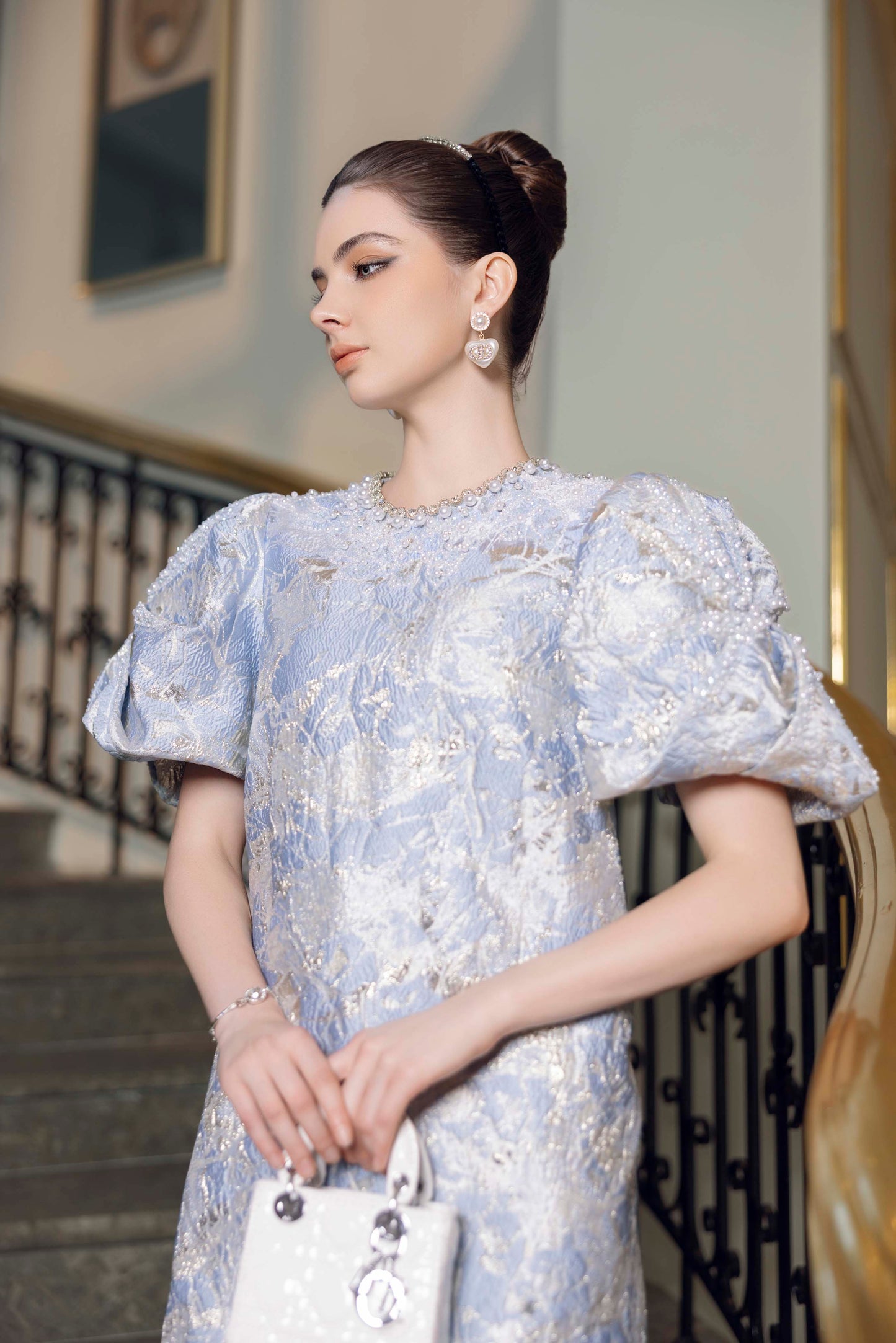 Blue Floral Jacquard Midi Dress with Puff Sleeves
