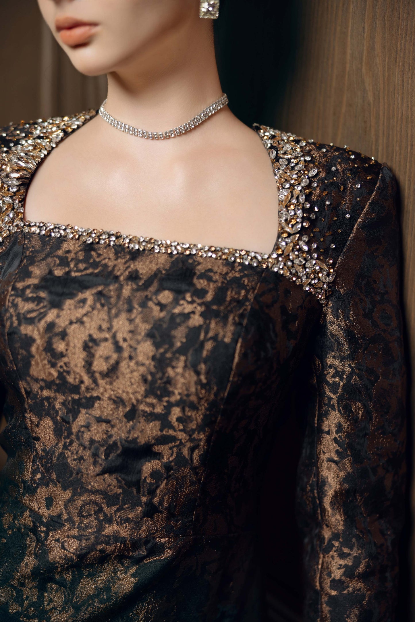 Long-Sleeve Jacquard Evening Dress with Embellished Square Neckline