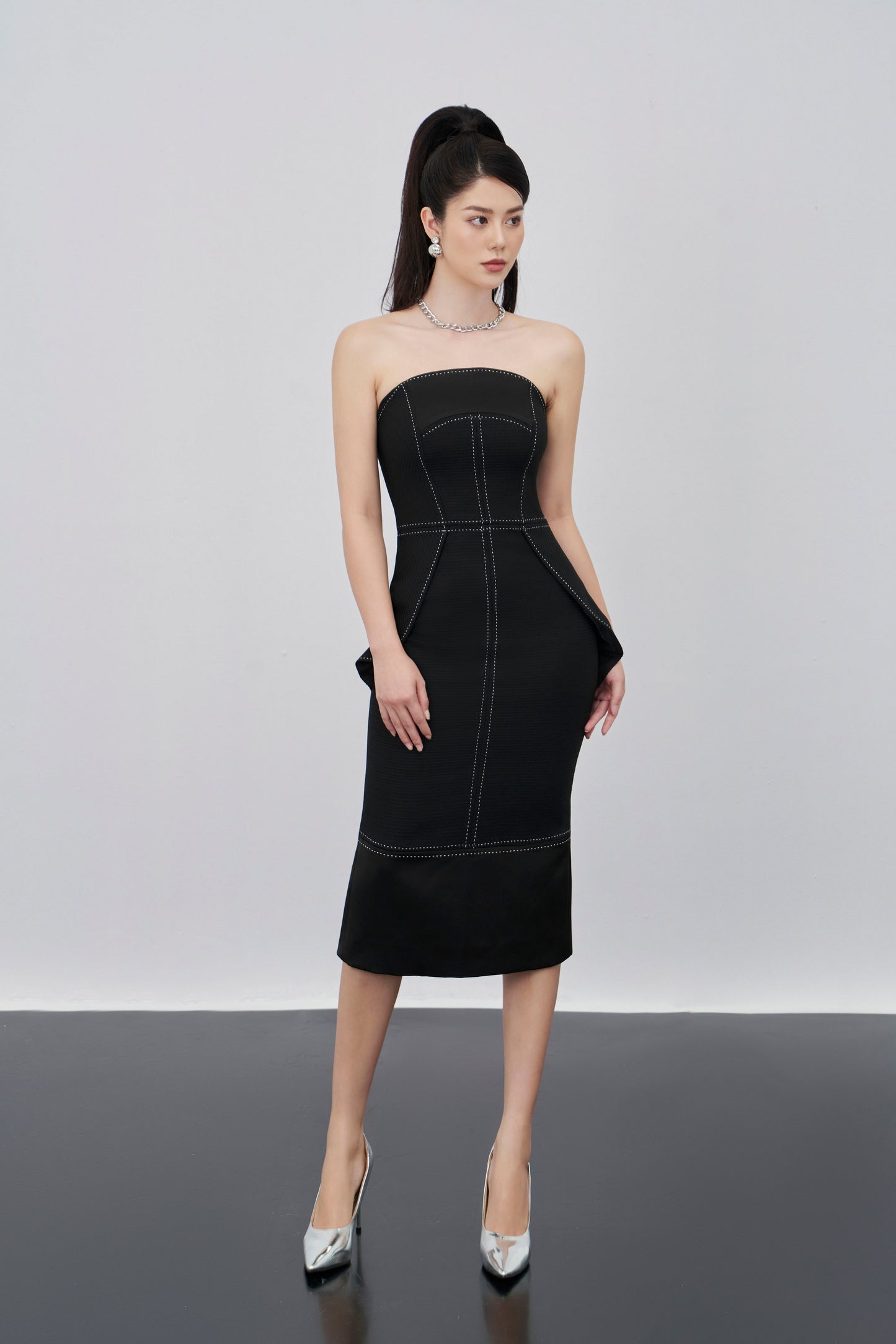 Black Strapless Midi Dress with Structured Design