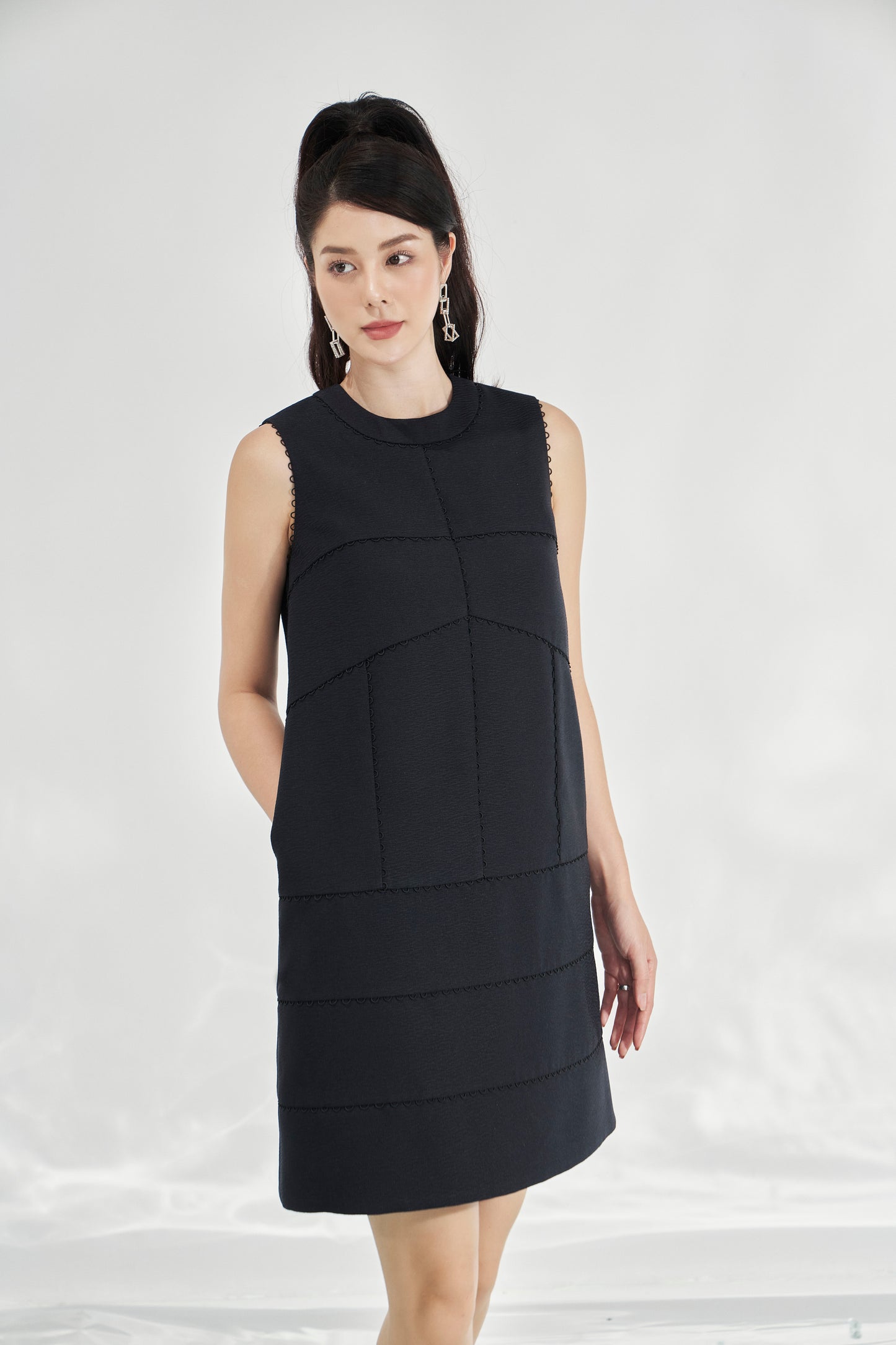 Sleeveless Black A-Line Dress with Detailed Stitching