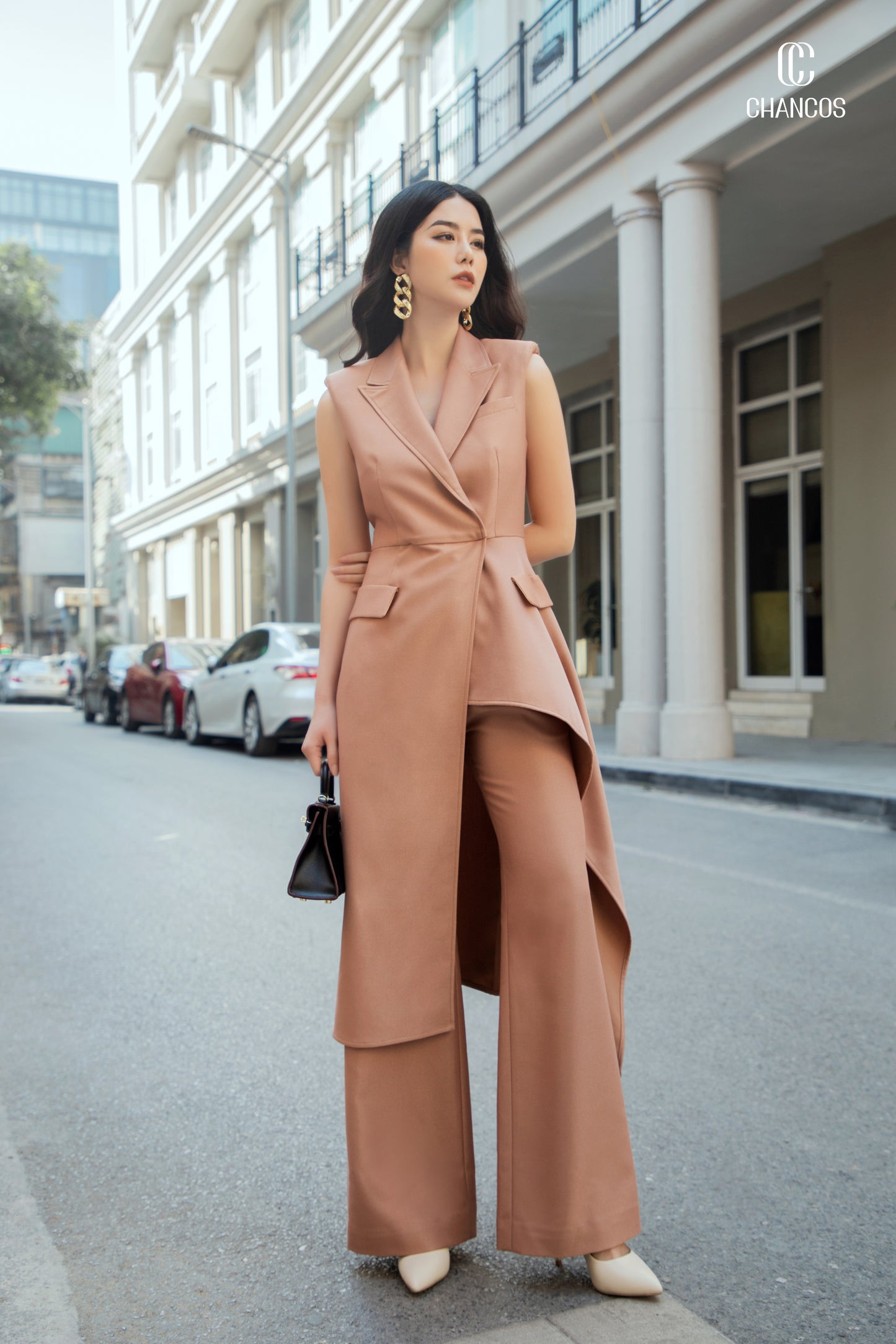 Sleeveless Longline Blazer with Wide-Leg Pants