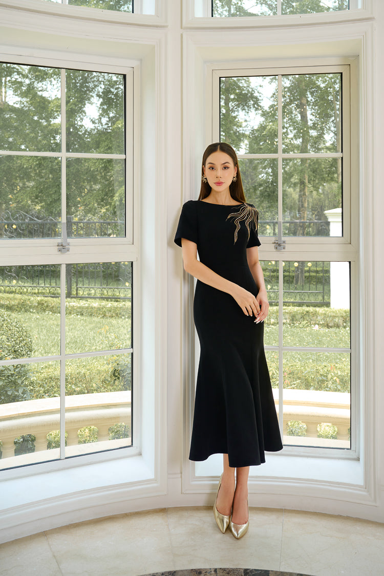 Le SoLeil Twill Embroidered Flared Midi Dress