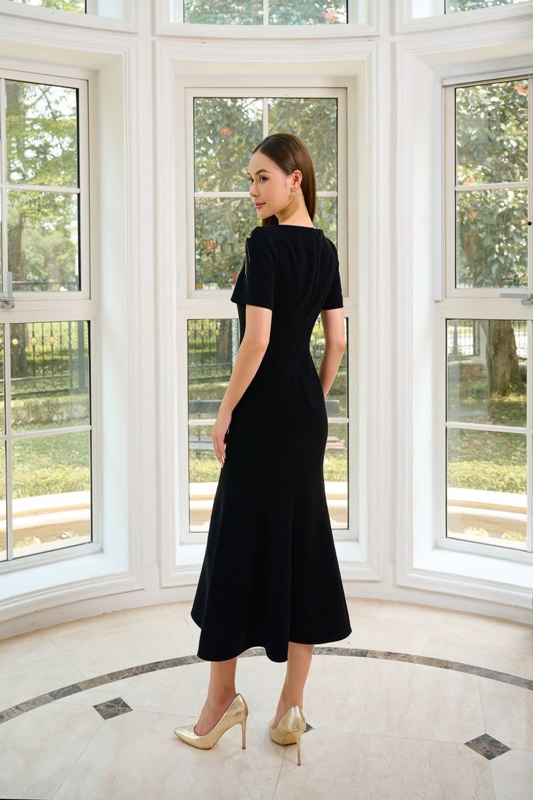 Le SoLeil Twill Embroidered Flared Midi Dress