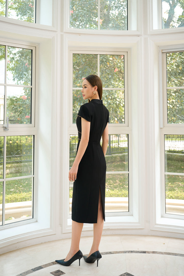 Le SoLeil Gabardine and Silk Structured Midi Dress