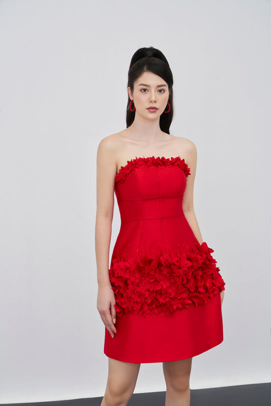 Chic Red Floral Embellished Strapless Mini Dress